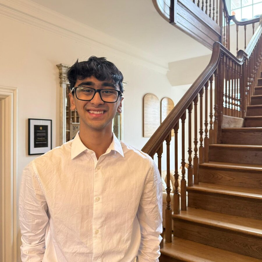 Aru, Founding Engineer